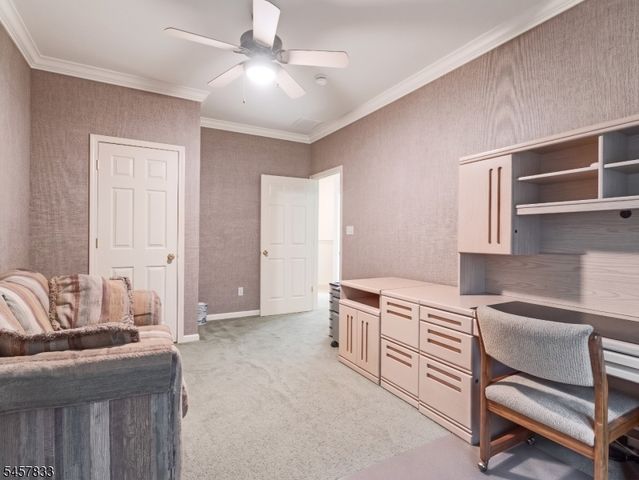 9 Goffle Brook Ct, Hawthorne Boro, NJ 07506