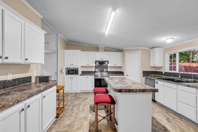 16352 Crockett Crossing, Conroe, TX 77303