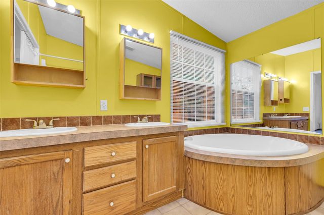 16352 Crockett Crossing, Conroe, TX 77303