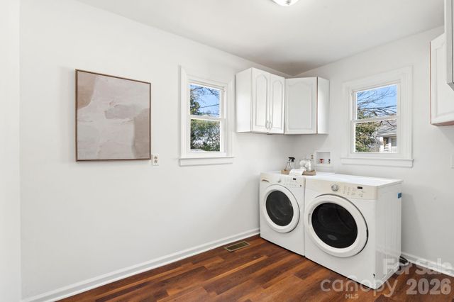 4 Elliott Drive, Thomasville, NC 27360