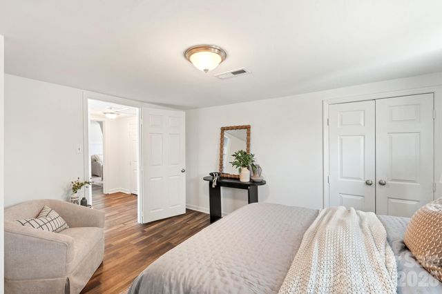 4 Elliott Drive, Thomasville, NC 27360