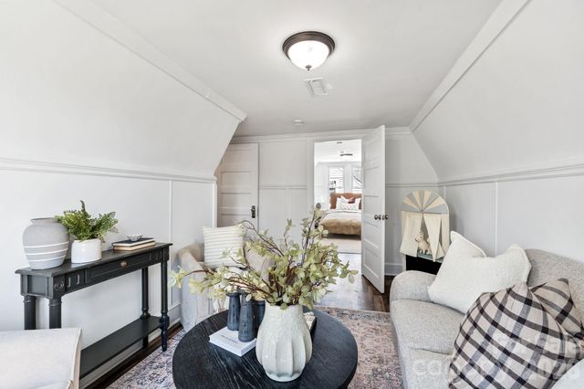 4 Elliott Drive, Thomasville, NC 27360