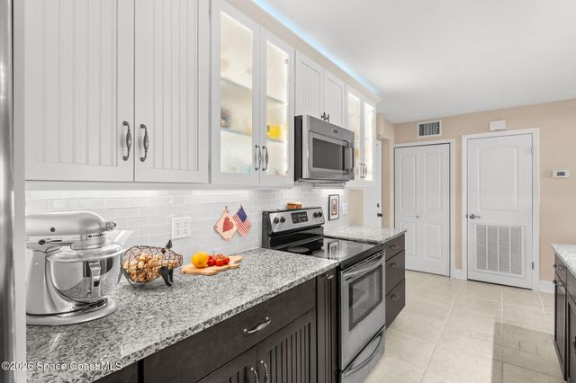 877 N Highway A1a 702, Indialantic, FL 32903