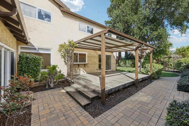 1460 Regalo Court, San Jose, CA 95128