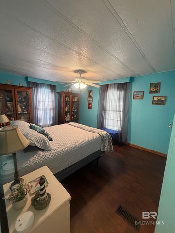 1430 Ridgewood Drive, Lillian, AL 36549