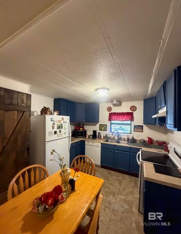 1430 Ridgewood Drive, Lillian, AL 36549