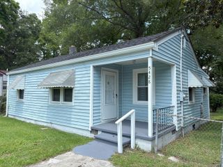 5428 Crown Avenue, North Charleston, SC 29406