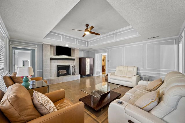 815 Kathrine Court, Cedar Hill, TX 75104