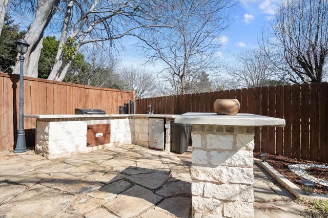 815 Kathrine Court, Cedar Hill, TX 75104