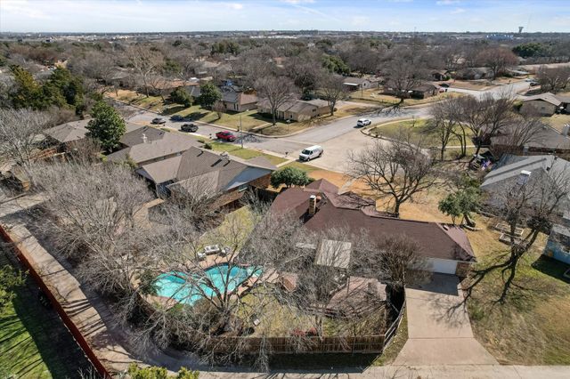 815 Kathrine Court, Cedar Hill, TX 75104
