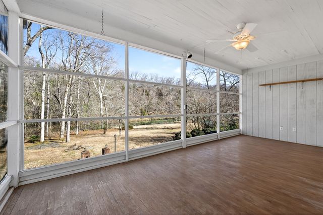 314 Westwood Dr, Mcminnville, TN 37110