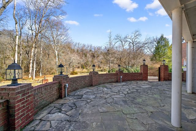 314 Westwood Dr, Mcminnville, TN 37110