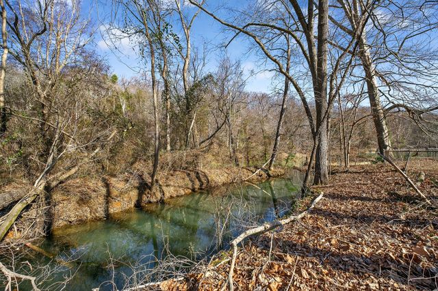 314 Westwood Dr, Mcminnville, TN 37110