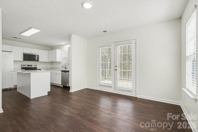 6308 Dumont Lane, Charlotte, NC 28269