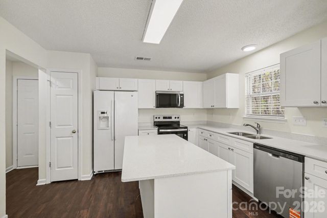 6308 Dumont Lane, Charlotte, NC 28269