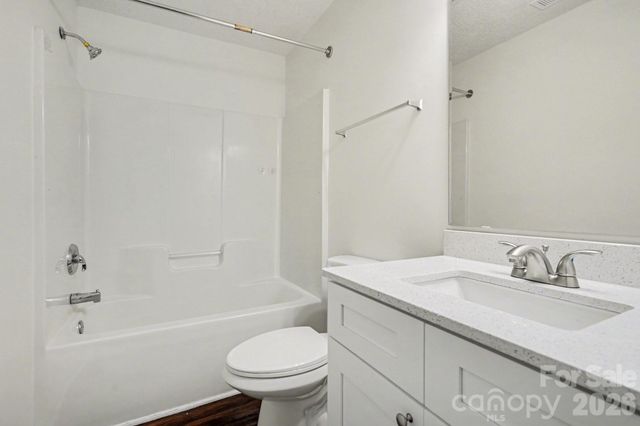 6308 Dumont Lane, Charlotte, NC 28269