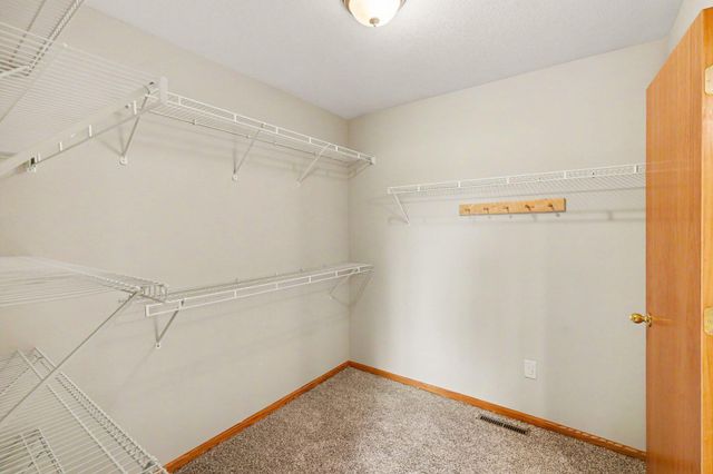 2920 18th Avenue E, Shakopee, MN 55379