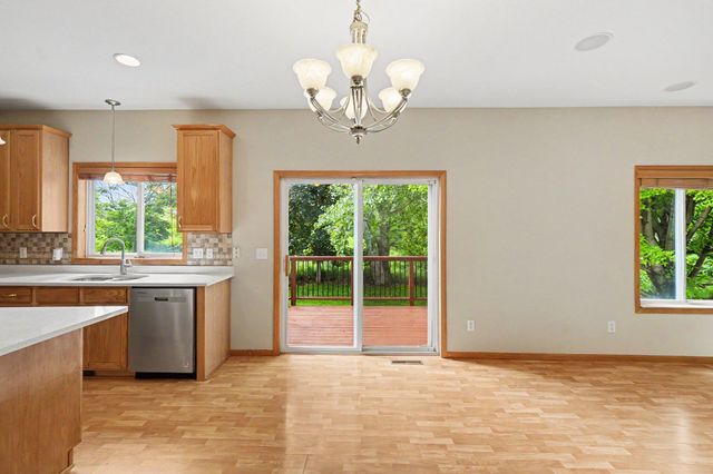 2920 18th Avenue E, Shakopee, MN 55379