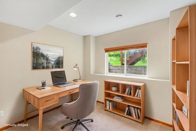 2920 18th Avenue E, Shakopee, MN 55379