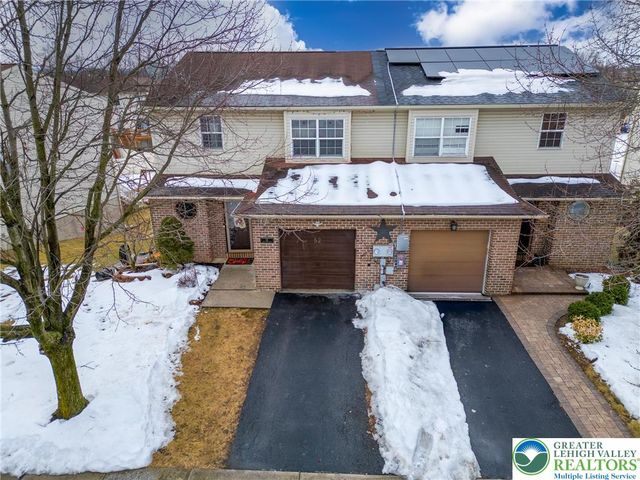 52 Olde Penn Drive, Easton, PA 18045