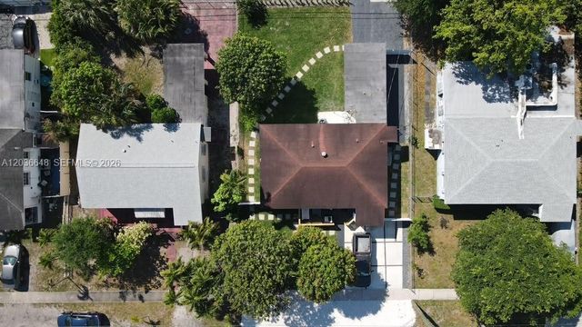 150 NE 169th Terrace, North Miami Beach, FL 33162