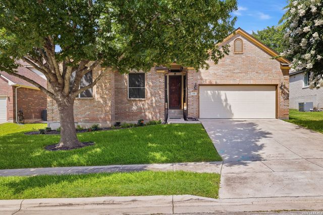 108 SHADOW MOUNTAIN DR, Cibolo, TX 78108