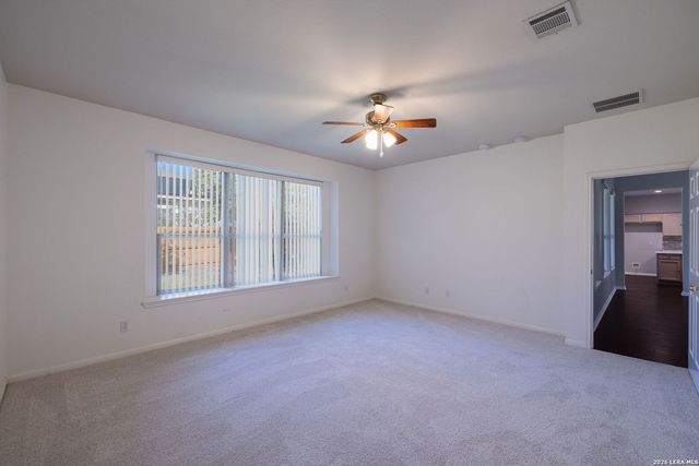 108 SHADOW MOUNTAIN DR, Cibolo, TX 78108