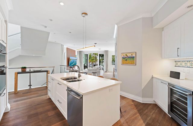 106 Water Club Court N, North Palm Beach, FL 33408