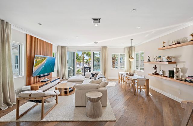 106 Water Club Court N, North Palm Beach, FL 33408