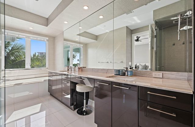 106 Water Club Court N, North Palm Beach, FL 33408