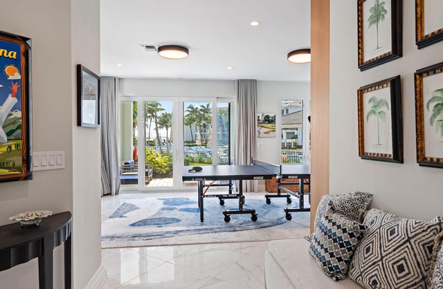 106 Water Club Court N, North Palm Beach, FL 33408