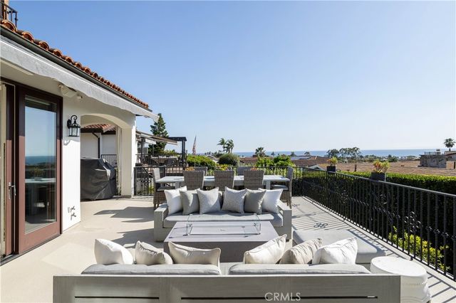 420 De Sola Terrace, Corona Del Mar, CA 92625
