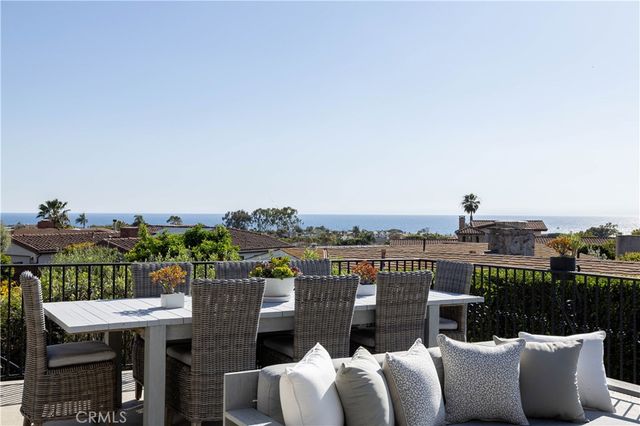 420 De Sola Terrace, Corona Del Mar, CA 92625