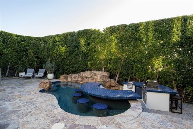 420 De Sola Terrace, Corona Del Mar, CA 92625