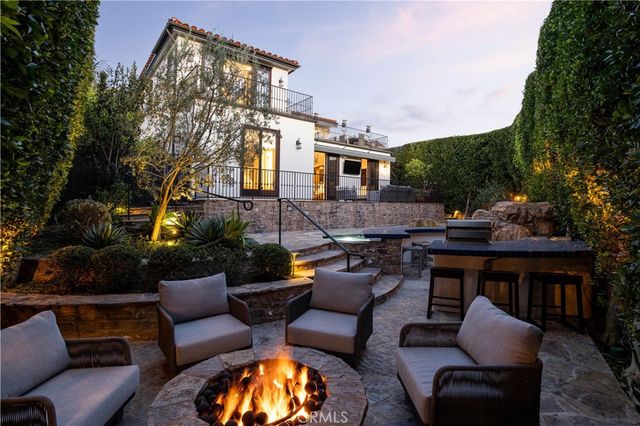 420 De Sola Terrace, Corona Del Mar, CA 92625