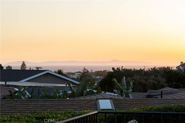 420 De Sola Terrace, Corona Del Mar, CA 92625