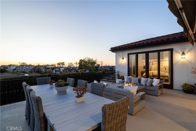 420 De Sola Terrace, Corona Del Mar, CA 92625