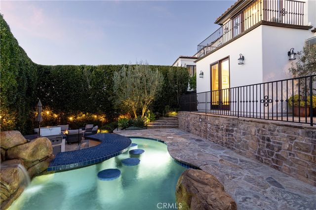 420 De Sola Terrace, Corona Del Mar, CA 92625