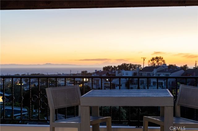 420 De Sola Terrace, Corona Del Mar, CA 92625