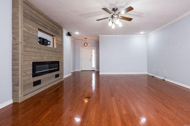 162 Ridgeland Drive, Maumelle, AR 72113