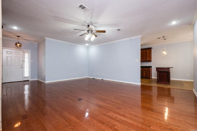 162 Ridgeland Drive, Maumelle, AR 72113