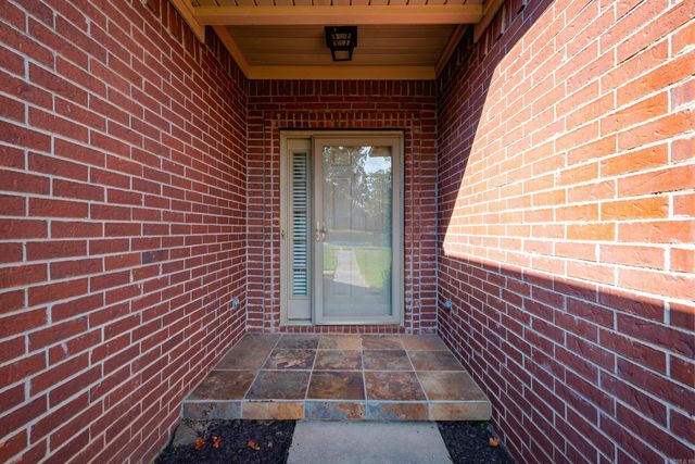162 Ridgeland Drive, Maumelle, AR 72113