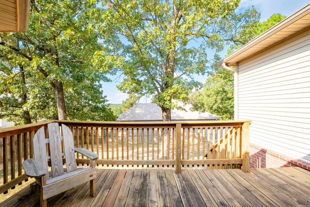 162 Ridgeland Drive, Maumelle, AR 72113