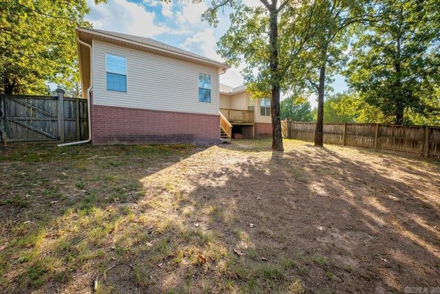 162 Ridgeland Drive, Maumelle, AR 72113