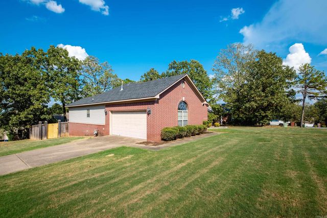 162 Ridgeland Drive, Maumelle, AR 72113