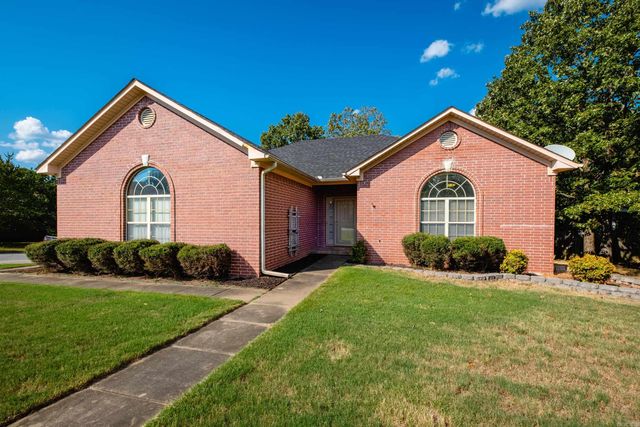 162 Ridgeland Drive, Maumelle, AR 72113