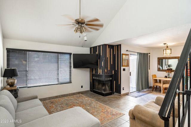 496 S SEAWYNDS Boulevard, Gilbert, AZ 85233