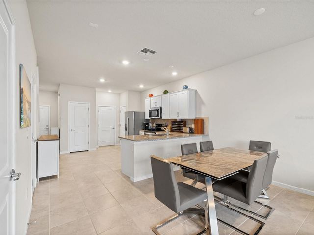 31428 AMBERVIEW BEND, Wesley Chapel, FL 33545