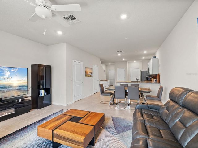 31428 AMBERVIEW BEND, Wesley Chapel, FL 33545