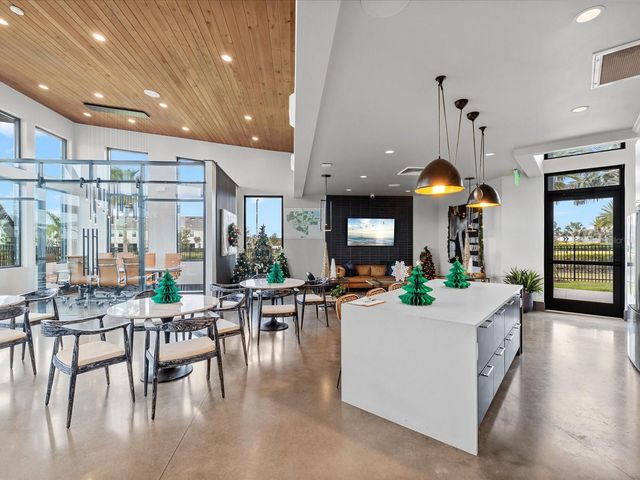 31428 AMBERVIEW BEND, Wesley Chapel, FL 33545